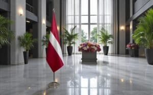 drapeau Lettonie sur hampe