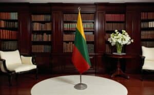 drapeau Lituanie sur pied
