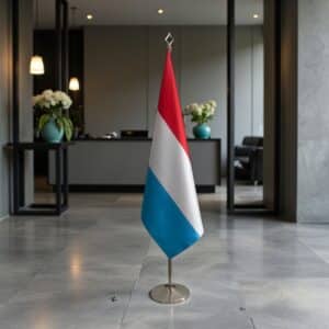drapeau Luxembourg sur socle