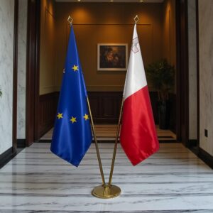 drapeau Malte avec pied