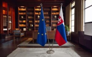 drapeau Slovaquie sur pied