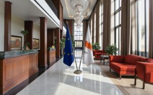 drapeau Chypre et UE