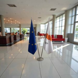 drapeau Chypre et UE