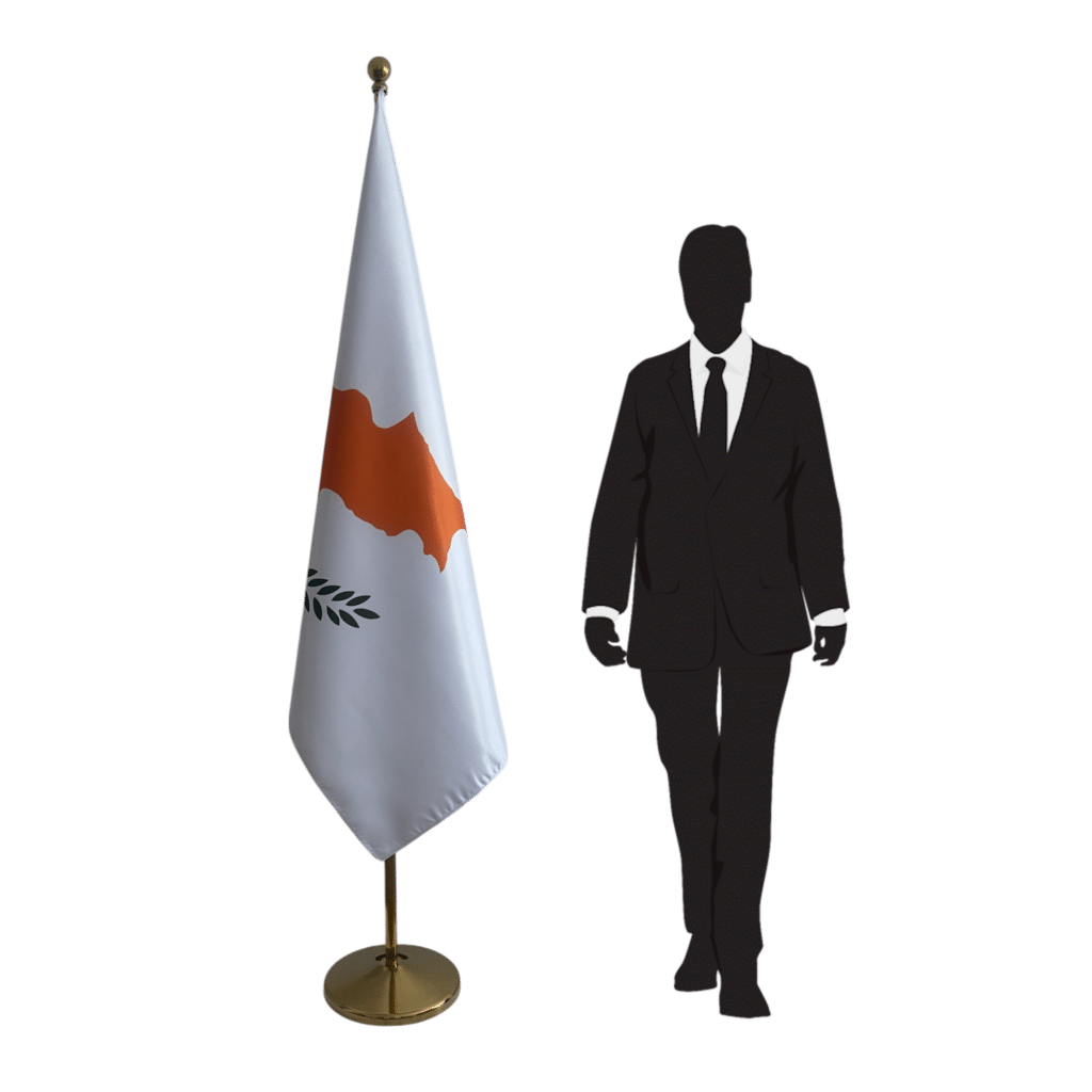 bandera de chipre en asta