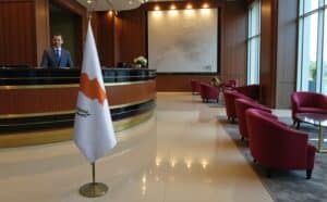 drapeau Chypre diplomatic