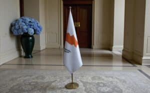 drapeau Chypre diplomatic