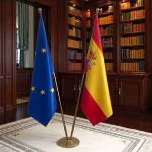 drapeau espagne avec pied