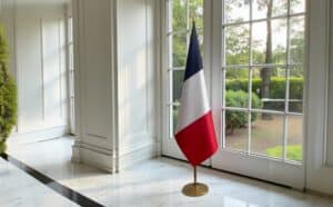 drapeau france avec hampe