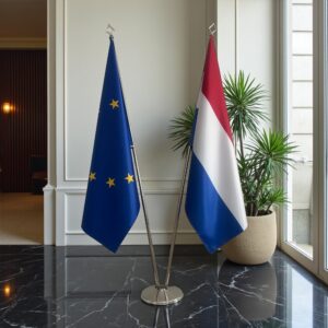 drapeau Pays-Bas et UE sur pied